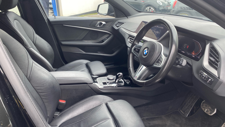 BMW 1 Series 118i M Sport 5dr Step Auto Petrol Hatchback